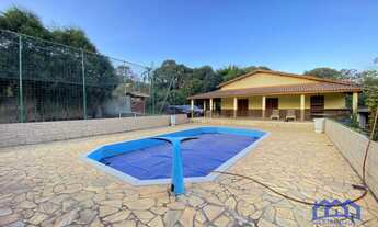 Imagem: Chácara com 6 Quartos e 4 banheiros à