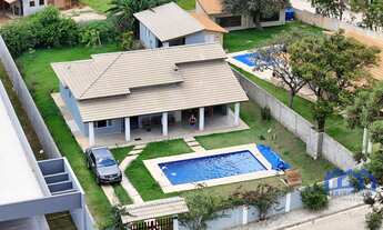 Imagem: Chácara à Venda com 3 Quartos e 4 banheiros