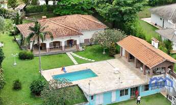 Imagem: Chácara com 3 Quartos e 3 banheiros à