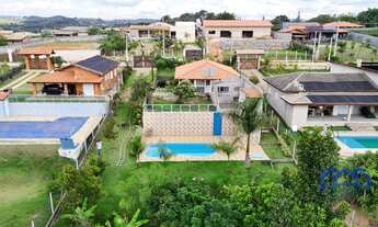 Imagem: Chácara com 2 Quartos e 2 banheiros à