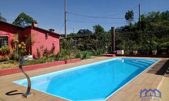 Imagem: Chácara com 3 Quartos e 2 banheiros à