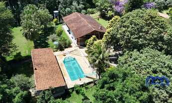 Imagem: Chácara com 7 Quartos e 6 banheiros à