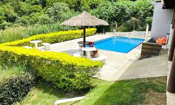 Imagem: Chácara com 2 Quartos e 3 banheiros à