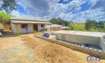 Imagem: Chácara com 2 Quartos e 3 banheiros, 500m²