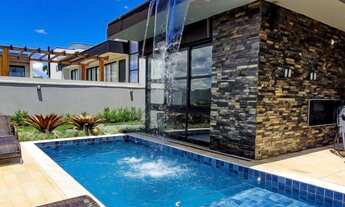 Imagem: Casa com 3 Quartos e 3 banheiros à Venda