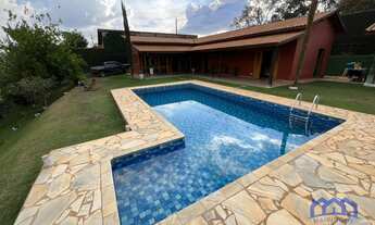 Imagem: Chácara com 2 Quartos e 4 banheiros à