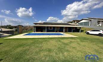 Imagem: Chácara com 3 Quartos e 3 banheiros à