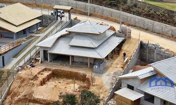 Imagem: Chácara com 3 Quartos e 2 banheiros 1000