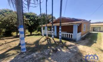 Imagem: Chácara com 4 Quartos e 1 banheiro à Venda