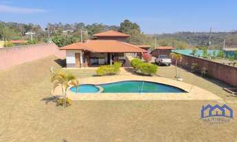 Imagem: Chácara com 2 Quartos e 3 banheiros à