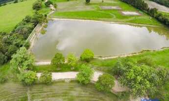 Imagem: Sítio com 8 Quartos e 8 banheiros à Venda