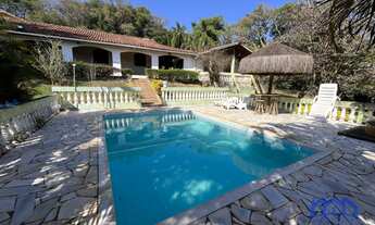 Imagem: Sítio com 8 Quartos e 5 banheiros à Venda