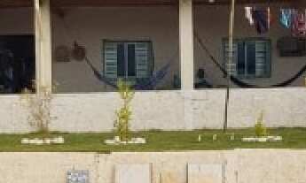 Imagem: Chácara com 3 Quartos e 2 banheiros à