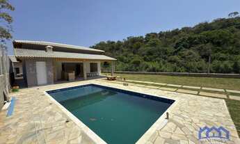 Imagem: Chácara com 2 Quartos e 4 banheiros à