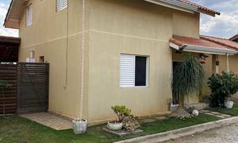 Imagem: Chalé com 4 Quartos e 2 banheiros à Venda