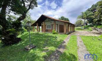 Imagem: Chácara com 3 Quartos e 2 banheiros à