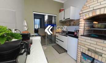 Imagem: Casa a venda no condomínio Golden Park