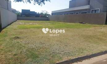 Imagem: Terreno 600 m2 100 plano - Cond. Vila Bella