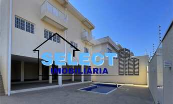 Imagem: Luxuosa Casa de Condomínio com 4 Quartos