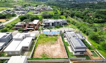 Imagem: Terreno à venda com 800 m² no Condomínio