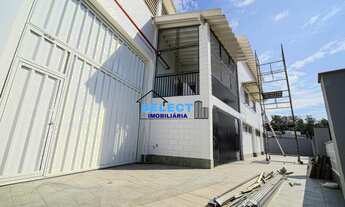 Imagem 7: Galpão industrial com 1080 m² e pé direito com 9 metros