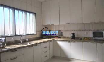 Imagem 7: Casa térrea,com 03 quartos,01 suíte com closet,sala 02 ambientes,cozinha planejada,lavande