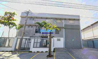 Imagem 3: Galpão industrial com 1080 m² e pé direito com 9 metros