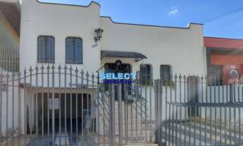 Imagem 2: Casa 3 quartos, 1 suite com banheira, 3 vagas, 2 salas, 200m2 de construção e 300m2 de ter