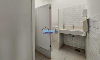 Imagem 6: Imóvel Comercial de Alto Padrão no Cambuí, Campinas-SP: 2 Salas, 6 Banheiros, 20 Vagas de