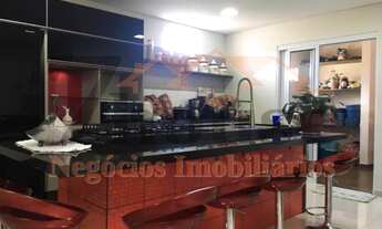 Imagem: CASA COM 3 DORMITÓRIOS À VENDA, 212 M²