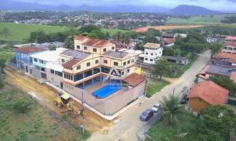 Imagem 3: Experiência Costeira: Casa/Pousada para Venda ou Locação Próximo à Deslumbrante Praia de I