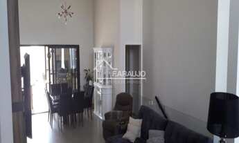 Imagem 2: Casa em Condomínio à venda em Alphaville Nova Esplanada com 264m² 3 suítes, 6 vagas