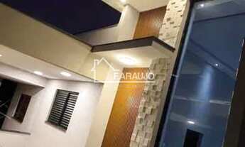 Imagem 4: Casa espaçosa e segura com 3 dormitórios, 1 suíte e piscina no Condominio Horto Florestal