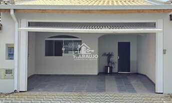 Imagem 2: Casa à venda em Sorocaba-SP, Vila Haro, 3 quartos, 2 suítes, 2 salas, 4 banheiros, 3 vagas