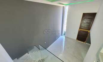 Imagem 6: EXCELENTE CASA NO VALE DOS CRISTAIS MODERNA COM ACABAMENTO SOFISTICADO