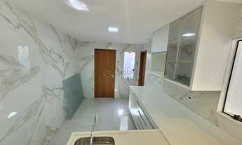 Imagem 2: EXCELENTE CASA NO VALE DOS CRISTAIS MODERNA COM ACABAMENTO SOFISTICADO