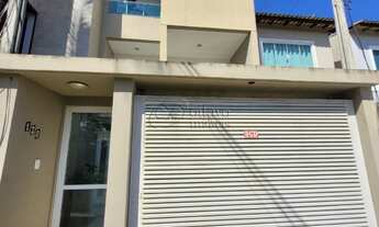 Imagem 2: Linda casa triplex a venda no São Marcos com 3 quartos, suíte e quintal!