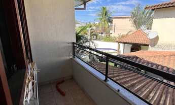 Imagem 4: Casa em condomínio de 3 qtos, 1 suíte, varanda e churrasqueira, em condomínio fechado com