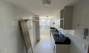 Imagem 2: Imóvel à venda na Praia do Pecado, Macaé-RJ: Apartamento de 3 quartos com suíte, sala ampl