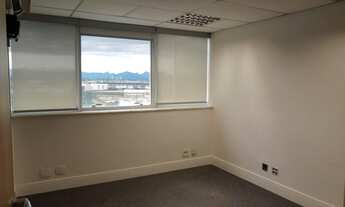 Imagem 7: PRÉDIO CORPORATIVO COM LOCALIZAÇÃO ESTRATÉGICA NA GRANJA DOS CAVALEIROS!