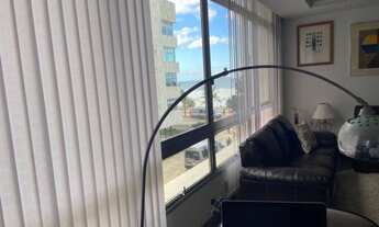 Imagem 3: APARTAMENTO NA QUADRÍSSIMA COM VISTA LATERAL PRAIA DO LEBLON