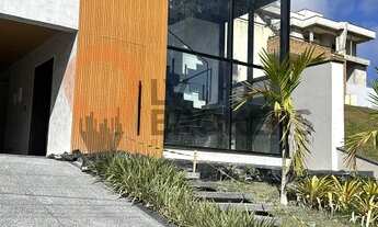 Imagem: Casa de luxo em condomínio à venda em