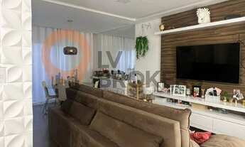 Imagem: Casa de alto padrão à venda em condomínio