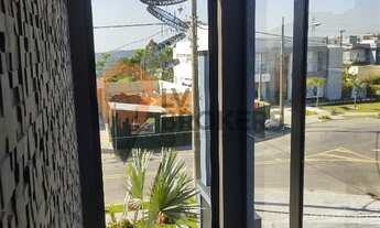 Imagem 5: Luxuosa Casa de 4 Quartos à Venda em Condomínio Arua Brisas, Mogi das Cruzes-SP 3 Suítes