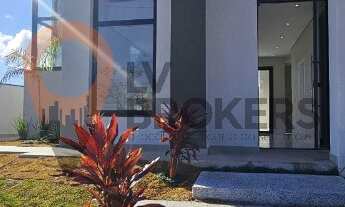 Imagem 3: Imperdível casa em condomínio de luxo no Mosaico Essence com 3 quartos e 235m² em Mogi das