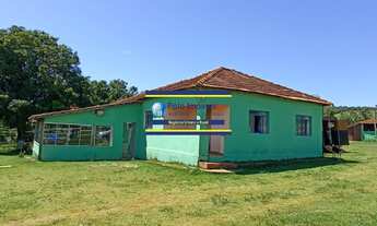 Imagem 3: Sítio 10,8 alqueires a venda de frente ao Lago de Furnas, possui estrutura, Guapé - Minas
