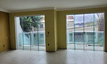 Imagem 3: CASA JARDIM AMALIA 4 QUARTOS