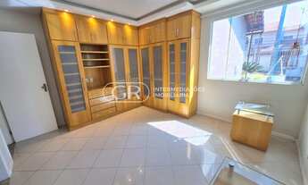 Imagem 5: Casa linear na Morada da Colina com piscina