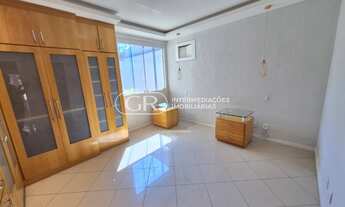 Imagem 6: Casa linear na Morada da Colina com piscina