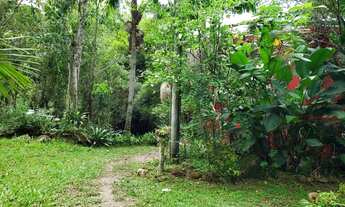 Imagem 2: Viva em um paraíso: casa mobiliada com córrego e árvores frutíferas em Garopaba-SC